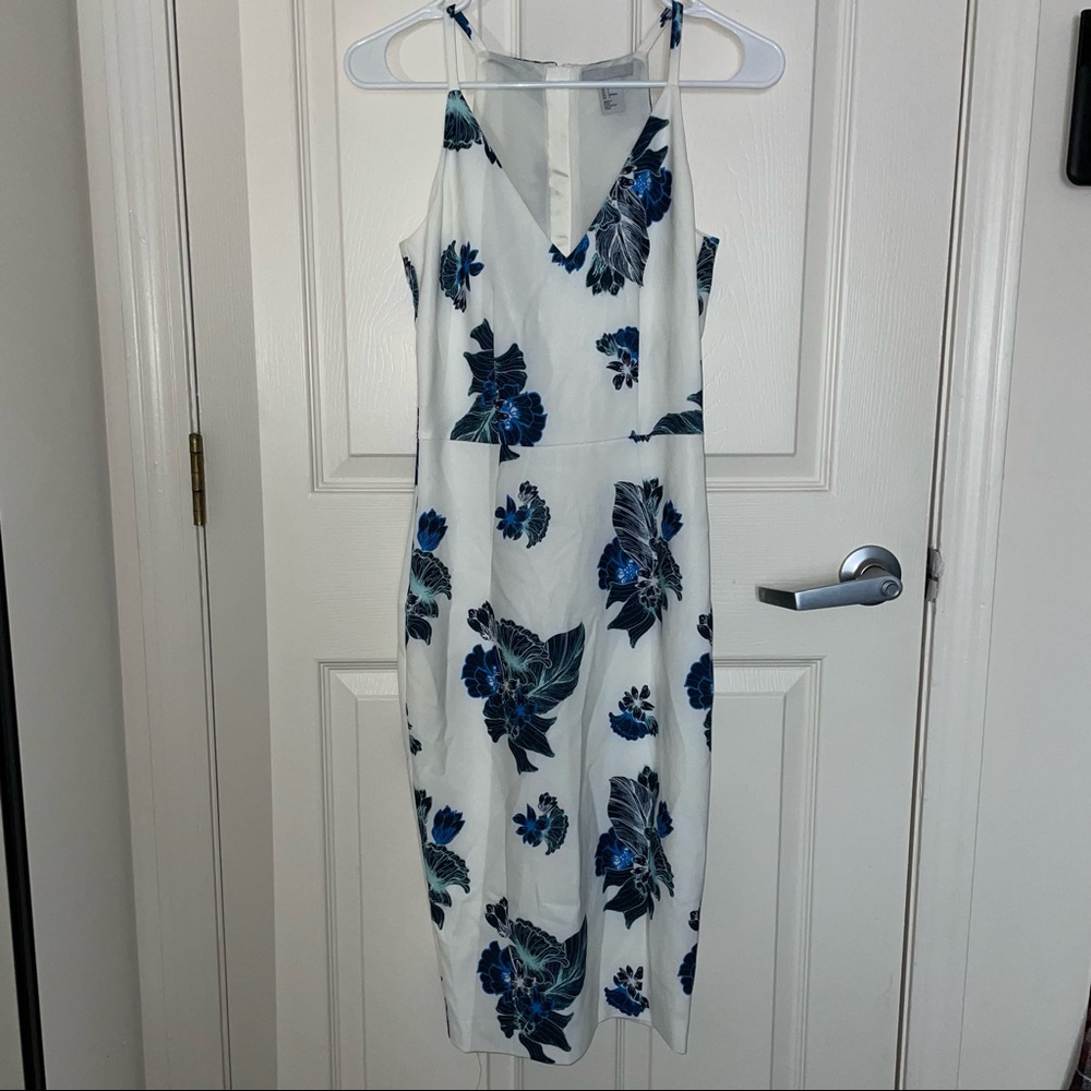 white floral dress - Picture 2 of 6